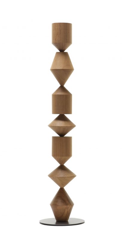 Costantina Stehlampe Holz Mogg: Moderne Holzlampe mit geometrischen Formen für Wohnzimmer und Schlafzimmer.